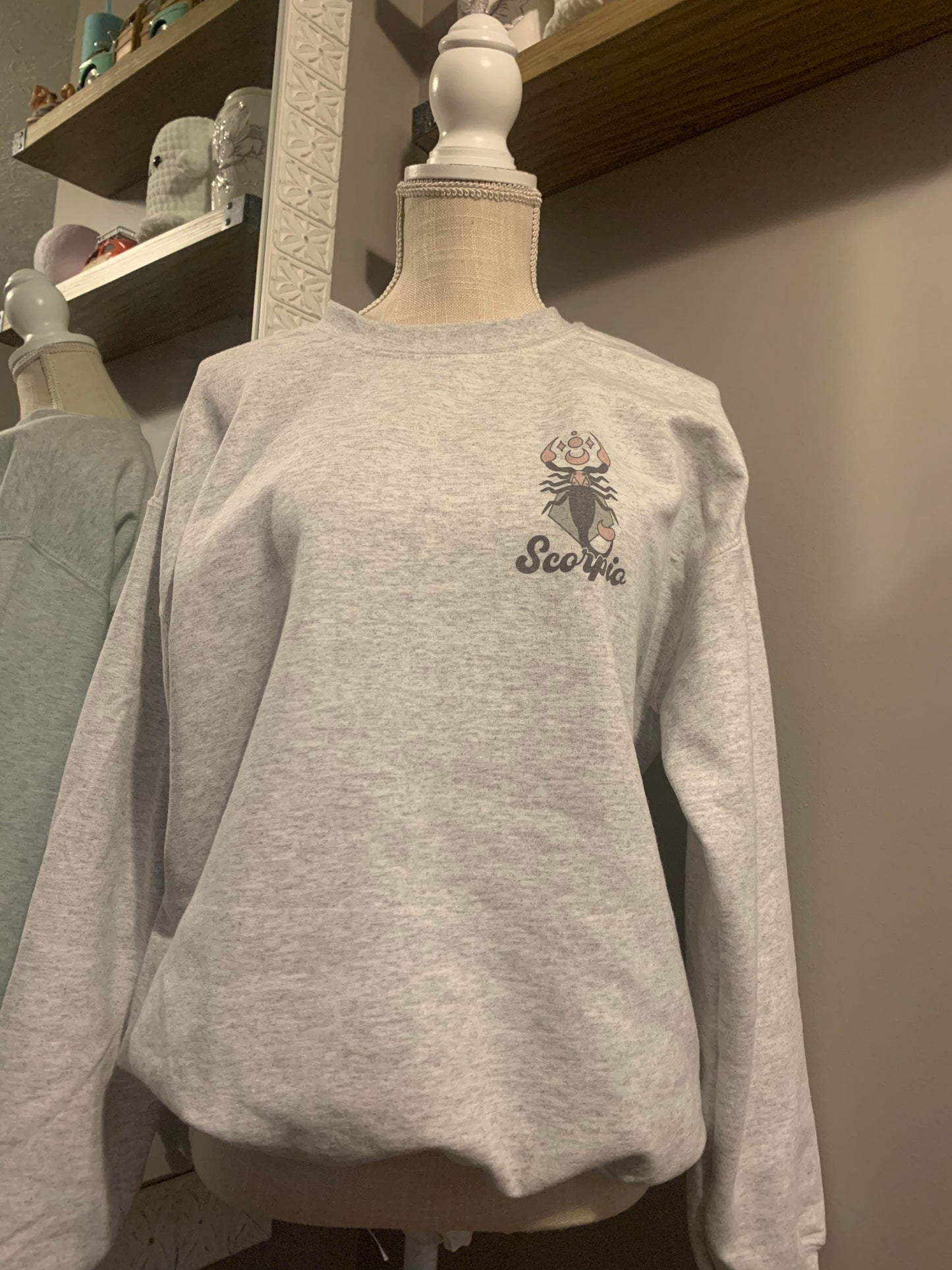 Zodiac Crewnecks Ash Grey