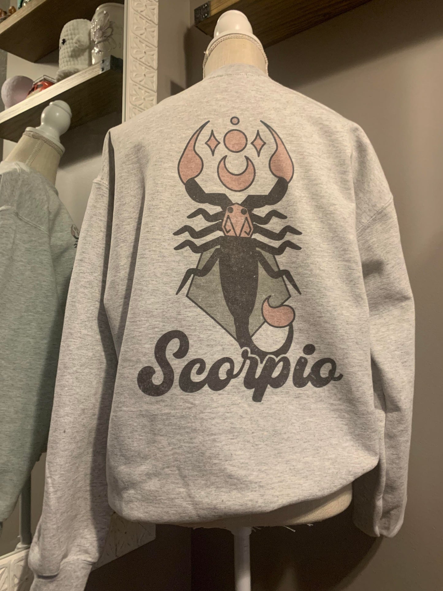 Zodiac Crewnecks Ash Grey